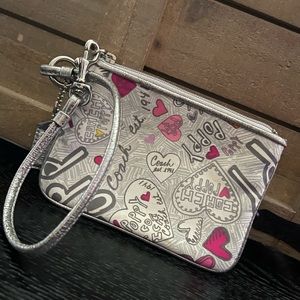 Authentic Coach Wristlet - Poppy Graffiti Collection -10+yrs old